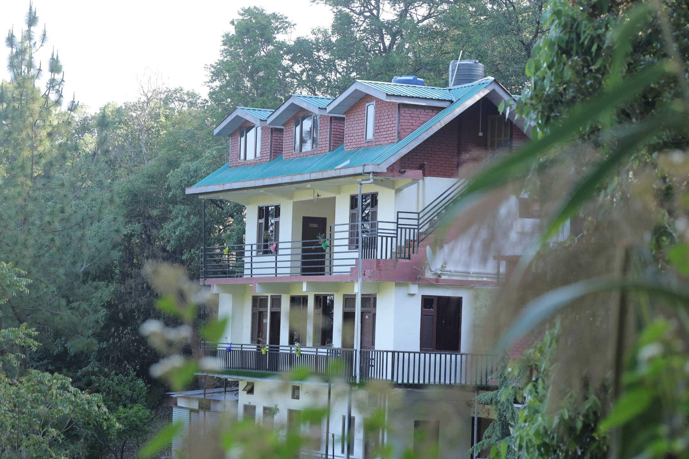 Royal Stay Image